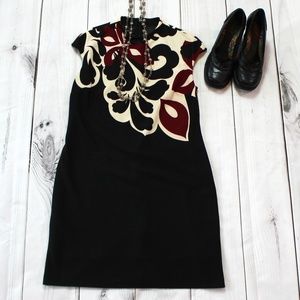 Nine West Black, Cream, & Maroon Sleeveless Dress